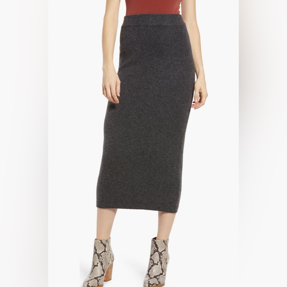 Nordstrom treasure and bond charcoal gray straight long sweater skirt medium